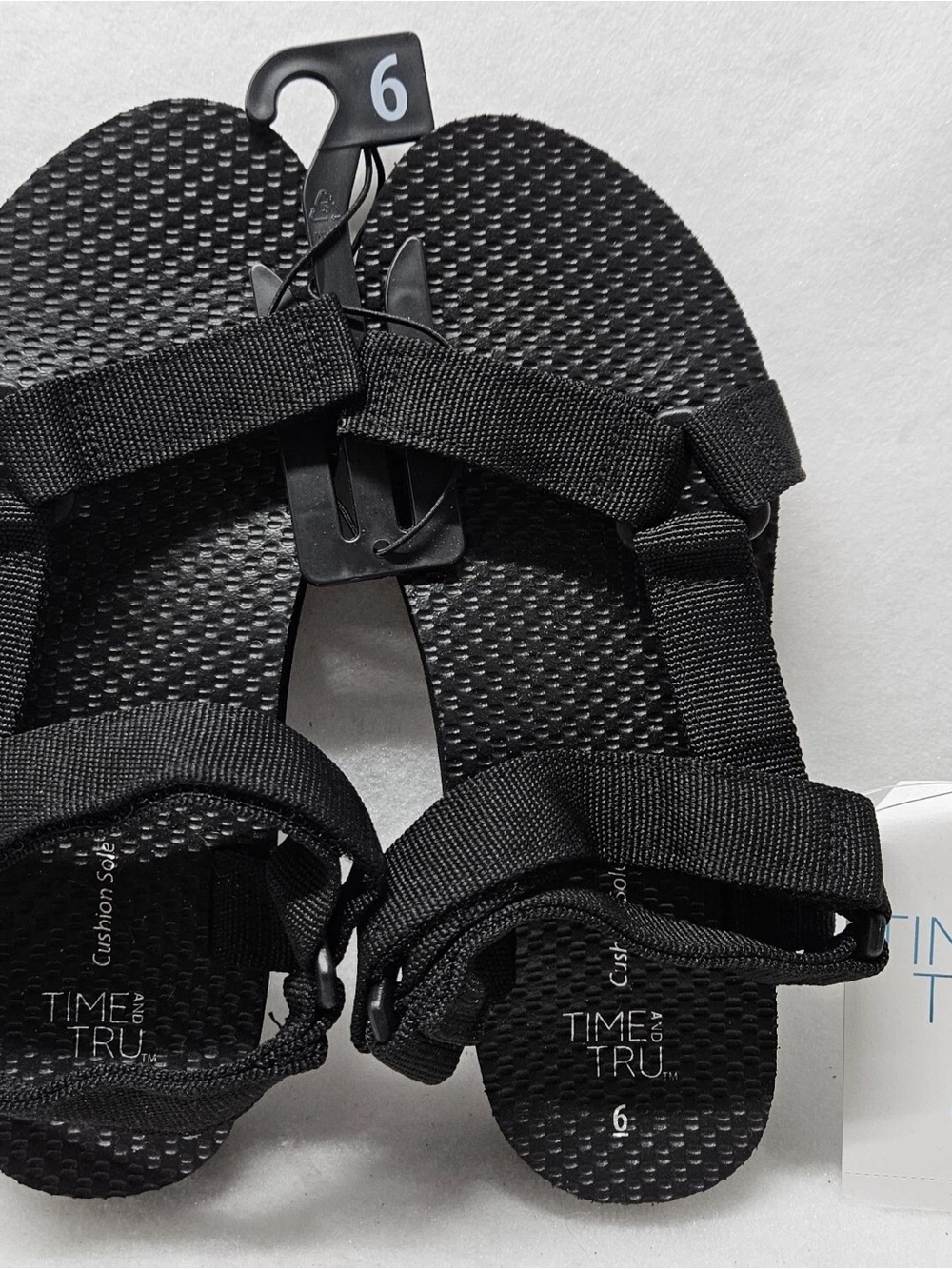Time and Tru Black Strappy Athletic Sandals